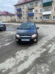 Лада Гранта лифтбек